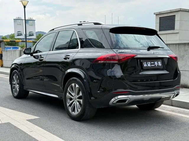 Mercedes-Benz GLE-Class — Фото автомобиля 5