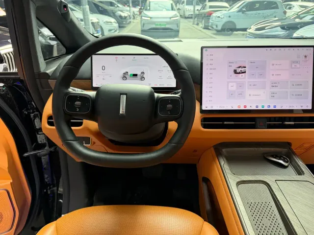 Wey Alpine — Фото автомобиля 14