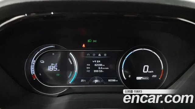 Kia Niro — Фото автомобиля 11