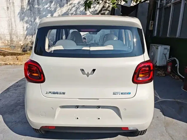 Wuling Hongguang Mini EV — Фото автомобиля 5
