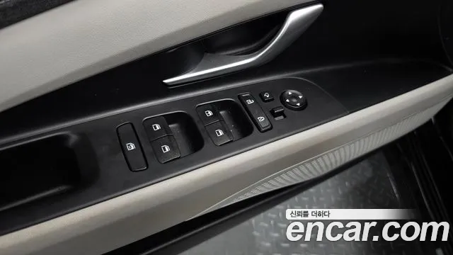 Hyundai AVANTE — Фото автомобиля 19