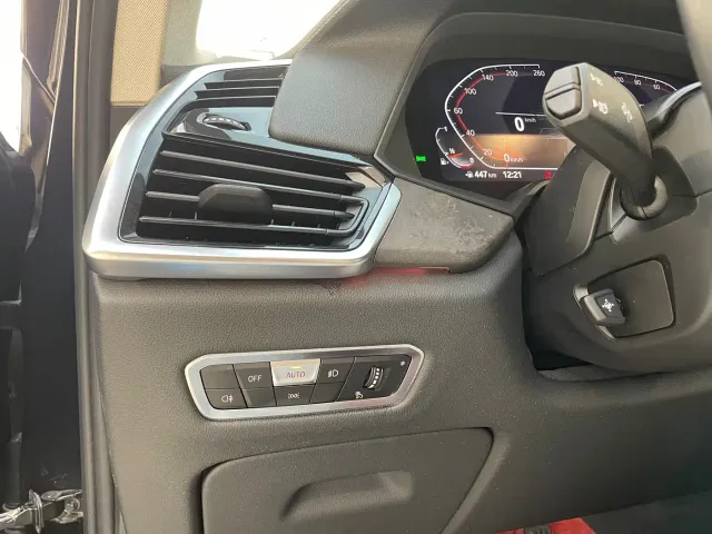 BMW X5 — Фото автомобиля 30