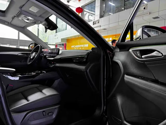 Buick Envision S — Фото автомобиля 19