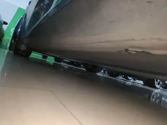 Tesla Model Y — Фото автомобиля 21