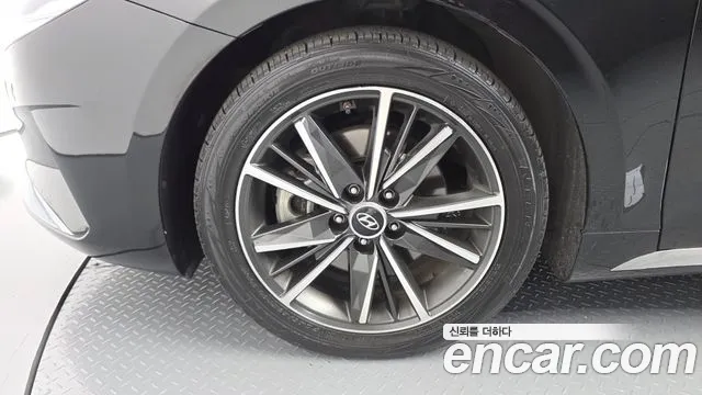 Hyundai Grandeur Новый Grandeur IG — Фото автомобиля 5