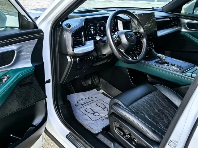 GAC Trumpchi GS8 — Фото автомобиля 7