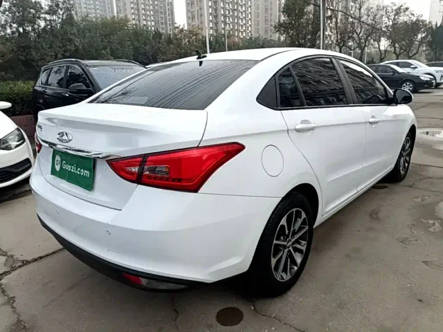 Chery Arrizo 5 — Фото автомобиля 6