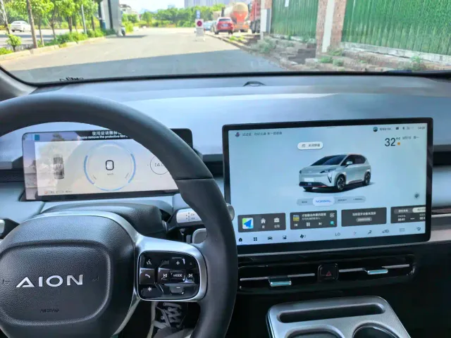 GAC Aion Y — Фото автомобиля 15
