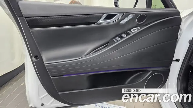 Genesis G80 Бензин 2.5 турбо AWD — Фото автомобиля 23