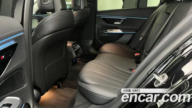 Mercedes-Benz E-Class W214 — Фото автомобиля 11