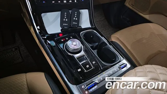 Kia Canival Carnival 4 поколение Дизель 9 мест Signature — Фото автомобиля 9