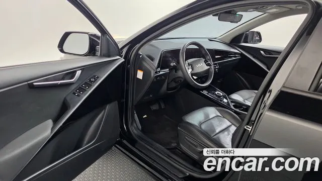 Kia Niro Niro (New) — Фото автомобиля 15