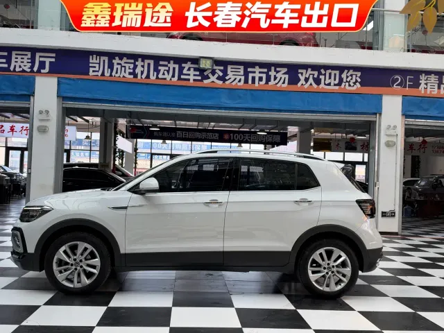 Volkswagen T-Cross — Фото автомобиля 4