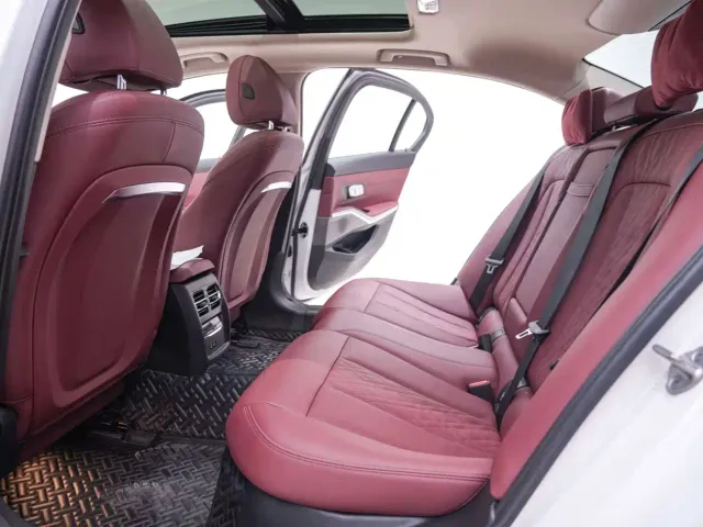 BMW i3 — Фото автомобиля 22