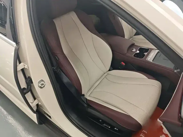 BYD Seal 07 DM-i — Фото автомобиля 24