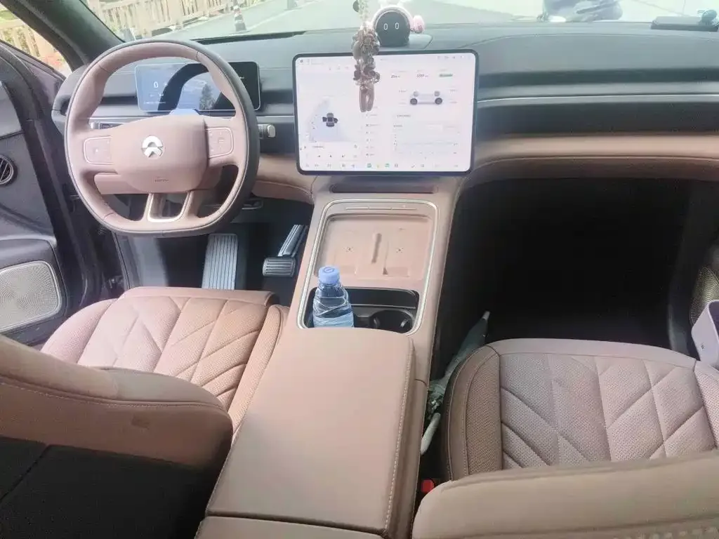 NIO NIO EC6 2025 75kWh — Фото автомобиля 12