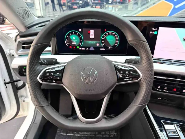 Volkswagen Lamando — Фото автомобиля 6