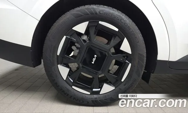 Kia Carnival 4th Gen — Фото автомобиля 5
