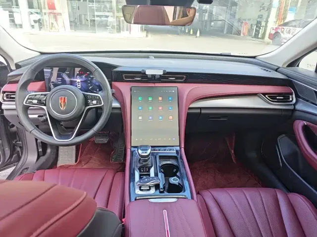 Hongqi H5 — Фото автомобиля 9