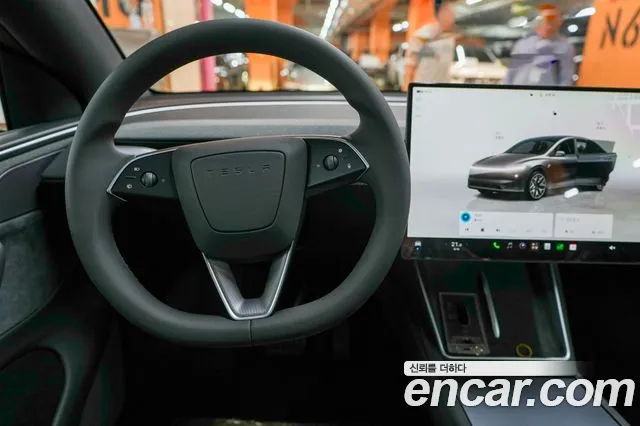 Tesla Model Y — Фото автомобиля 9