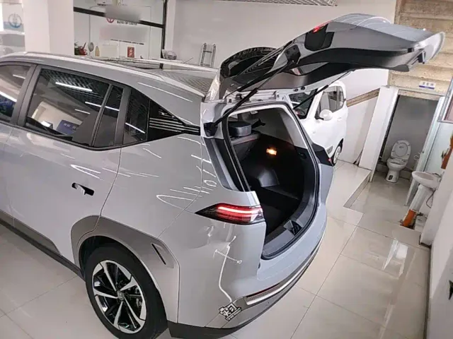 GAC Aion Y — Фото автомобиля 18