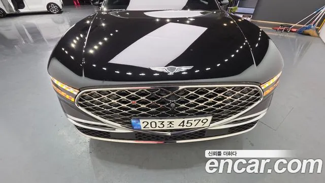 Genesis G90 — Фото автомобиля 25