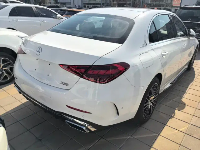 Mercedes-Benz C-Class — Фото автомобиля 6