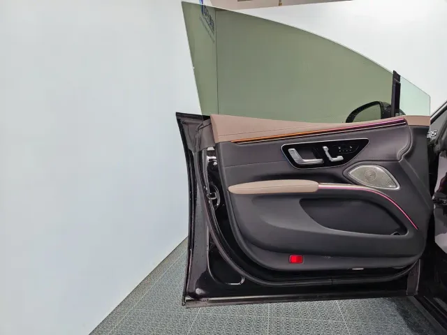 Mercedes-Benz EQS — Фото автомобиля 13