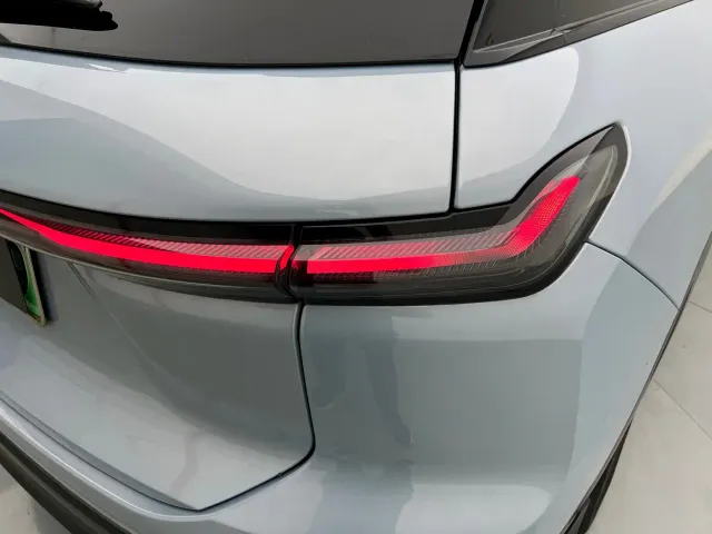 Nio ES7 — Фото автомобиля 29