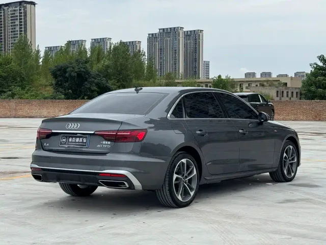 Audi A4L — Фото автомобиля 15