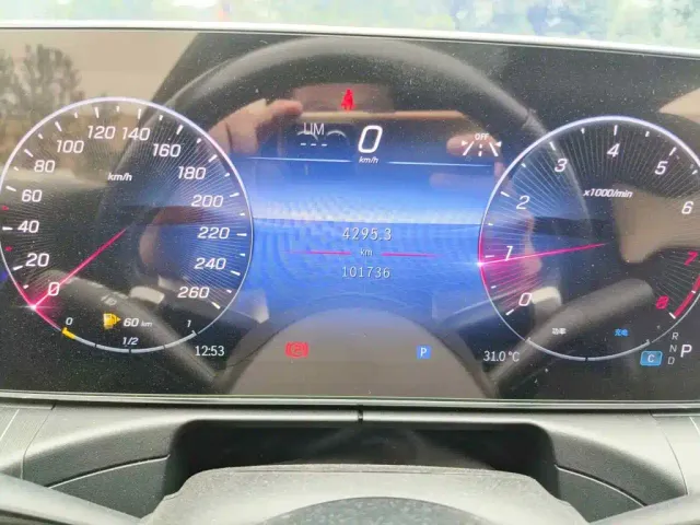 Mercedes-Benz C-Class — Фото автомобиля 4