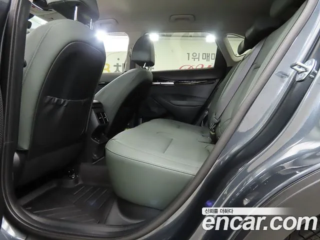 Kia Seltos — Фото автомобиля 6