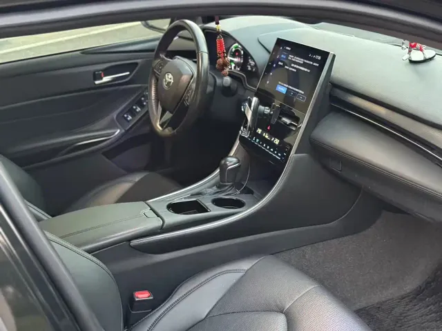 Toyota Avalon — Фото автомобиля 7