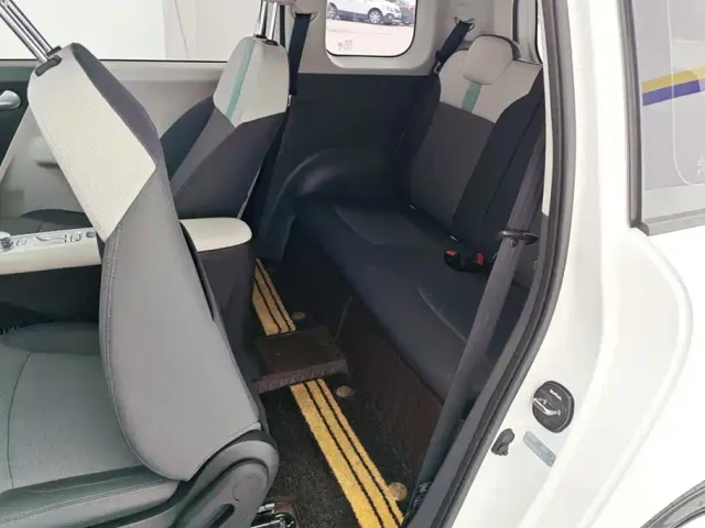 Changan Lumin — Фото автомобиля 11