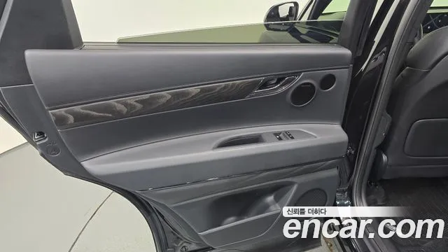 Genesis GV80 — Фото автомобиля 14