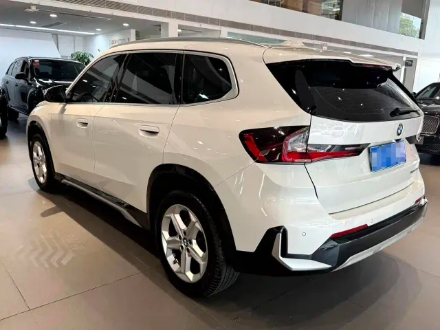 BMW X1 — Фото автомобиля 6