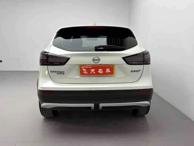 Nissan Qashqai — Фото автомобиля 4