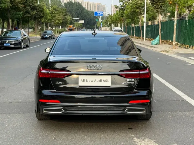 Audi A6L — Фото автомобиля 8