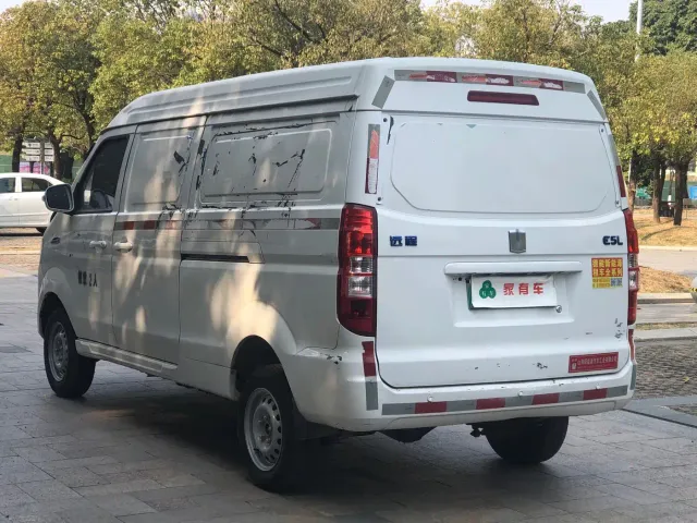 Farizon Yuan Cheng E5 — Фото автомобиля 13