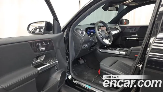 Mercedes-Benz EQB X243 — Фото автомобиля 9