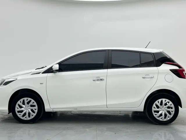 Toyota Vios FS — Фото автомобиля 4