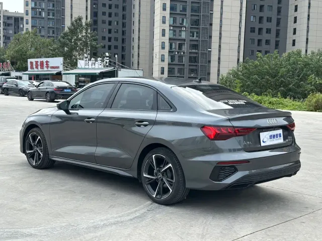Audi A3 — Фото автомобиля 4