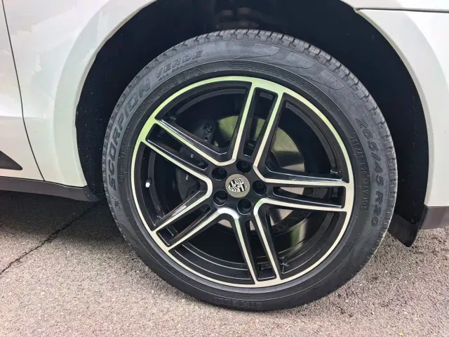 Porsche Macan — Фото автомобиля 11