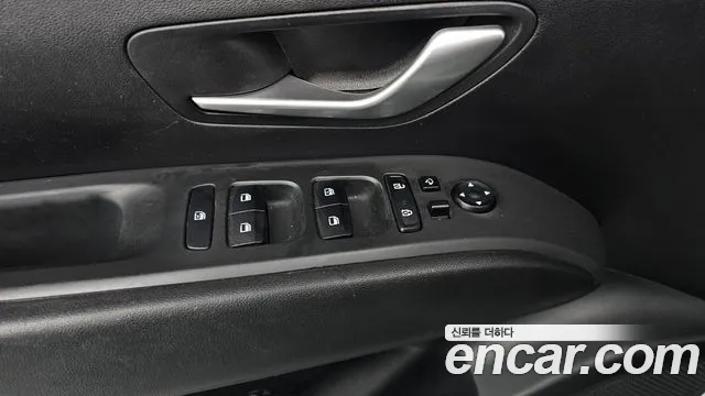 Hyundai Tucson Tucson (NX4) Бензин 1.6 турбо 2WD — Фото автомобиля 27