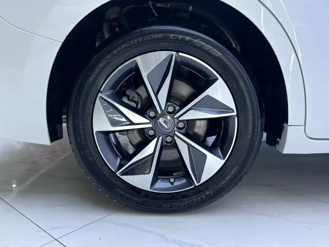 GAC Trumpchi M6 — Фото автомобиля 19