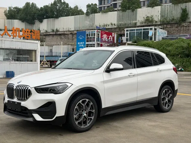 BMW X1 — Фото автомобиля 2