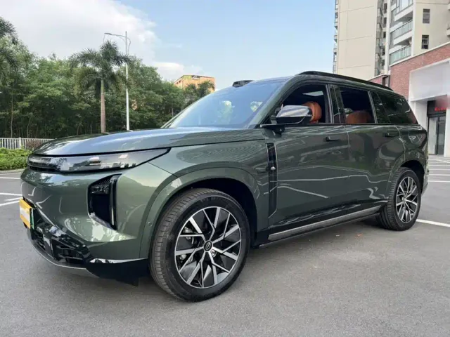 Фотография автомобиля — GAC Trumpchi Xiangwang S7