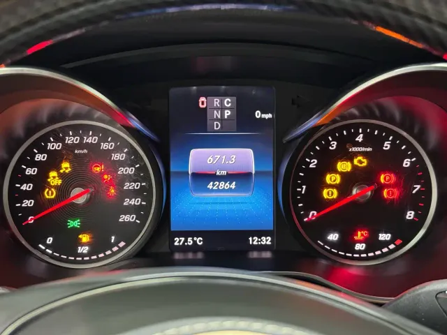 Mercedes-Benz V-Class — Фото автомобиля 14
