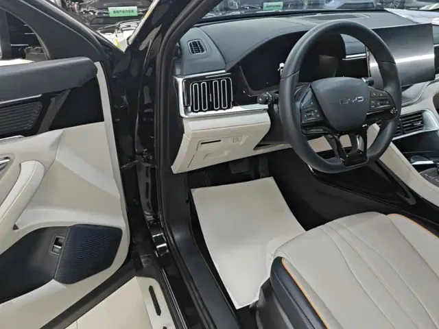 BYD Song PLUS — Фото автомобиля 15