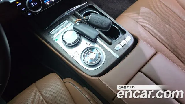 Genesis G80 RG3 — Фото автомобиля 12